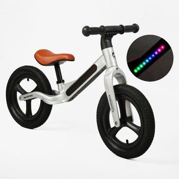 Велобіг Corso 12'' QS-42116: нейлонова рама зі світлом, гумові пневматичні колеса 192248 фото