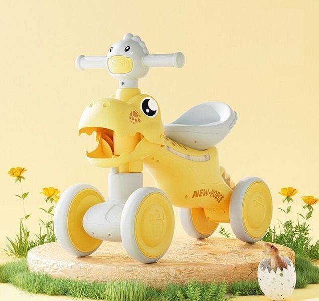 Дитячий 4-колісний велобіг JOY LK-60812: світлові та звукові ефекти, PU колеса 193997 фото